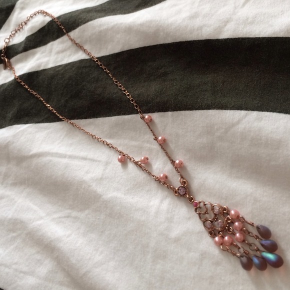 ❌SOLD!!❌ Pink chandelier necklace