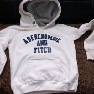 Abercrombie &fitch creme sweater