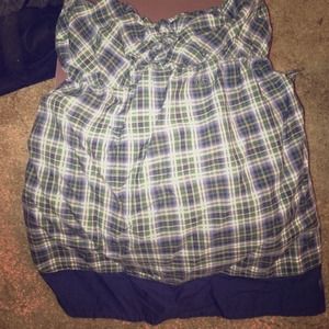 Adorable strapless top with open back and bow