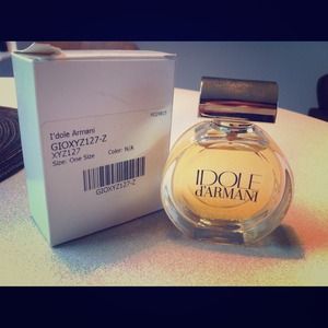 New Giorgio Armani Perfum IDOLE