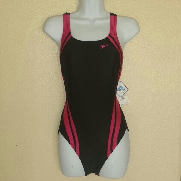 New with tags women's Speedo  bathing suit sz 10