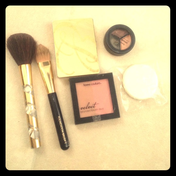 Makeup stuff! Estée Lauder!