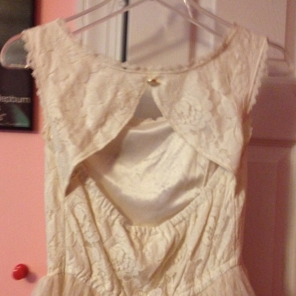 🚫SOLD🚫 - Picture 2 of 3