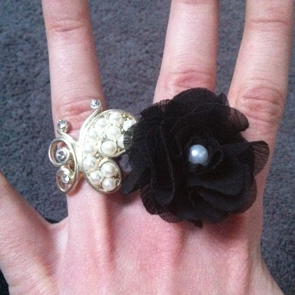 Flower ring and butterfly ring