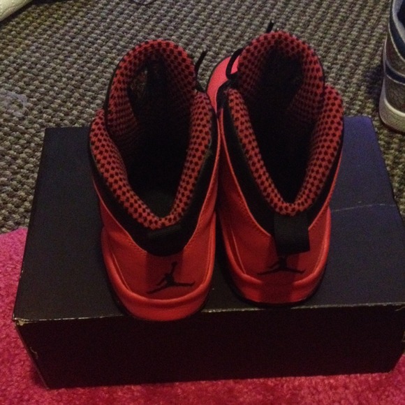 RED && BLACK JORDAN 10s (MAKE LISTING) - Picture 2 of 4
