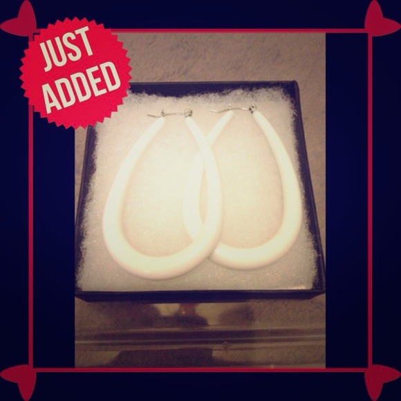 White Teardrop Hoop Earrings