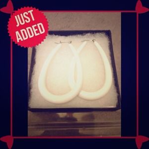 White Teardrop Hoop Earrings