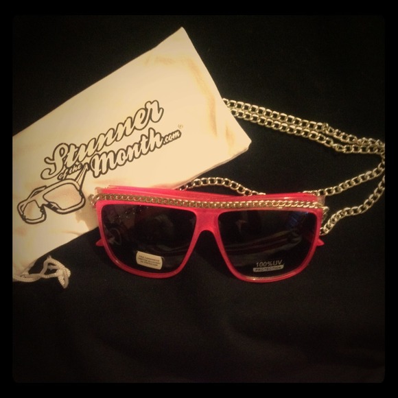 Sunglasses with Chain