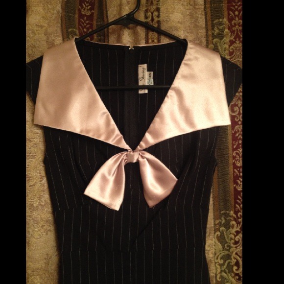 Pink & Black pin stripped pinup sailor dress - Picture 3 of 4