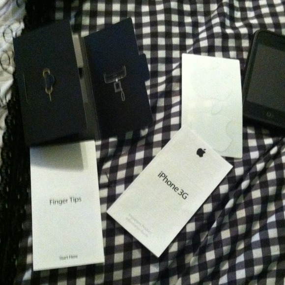 iPhone 3G. Great condition. Black. 8gigs.