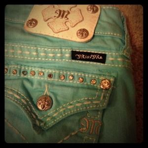 Pretty much new Miss Me skinnies!!