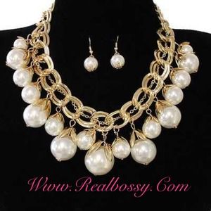 Pearl necklace