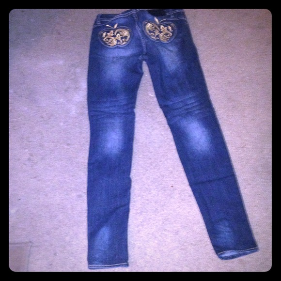 Apple bottom jeans