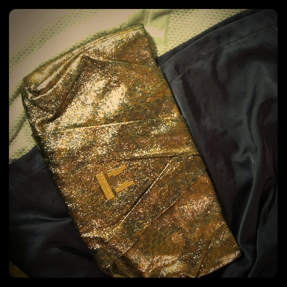 Large Halston Heritage clutch!!