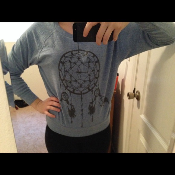 Pullover - Picture 2 of 3