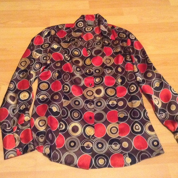 Top Ann Taylor nice color 100%silk