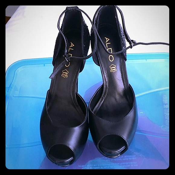 Aldo Black open toe Pumps
