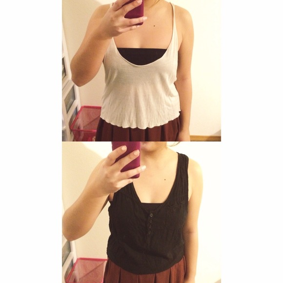❌Sold❌Brandy Melville White & Black Tank Bundle