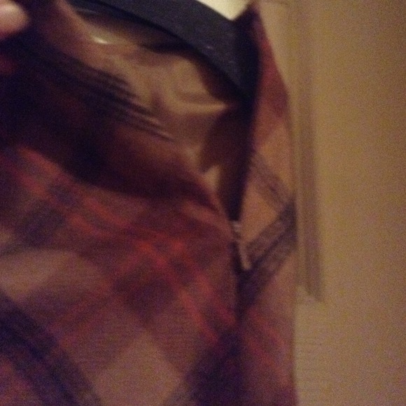 Ann Taylor skirt 66% wool - Picture 3 of 3