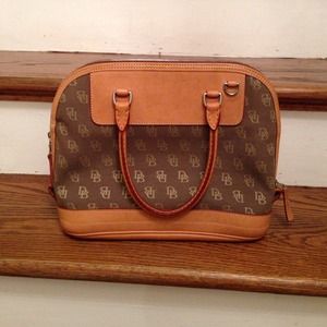 ❤️Dooney and Bourke❤️ bag