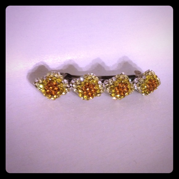 Yellow crystal hair clip