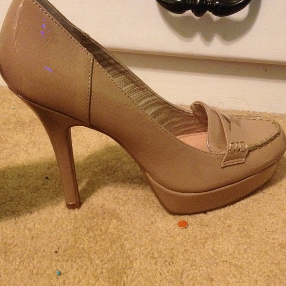 nude heels - Picture 3 of 4