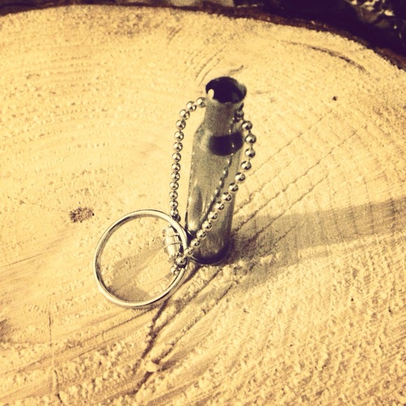 Silver bullet keychain - Picture 2 of 2