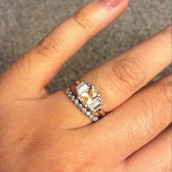 925 Silver ring- Citrine yellow CZ