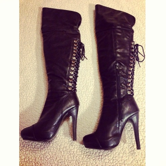 Over the knee boots 👢👢