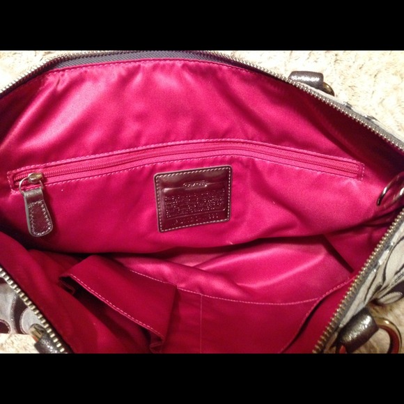 Coach Handbag - Picture 2 of 2