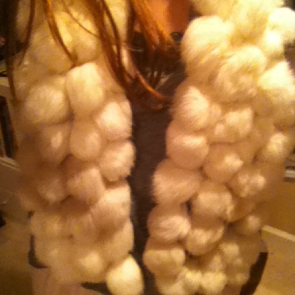 ❌Bundled❌ White Scarf