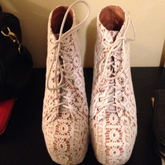 Jeffrey Campbell Crochet Litas (NO TRADES)