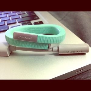 SOLD NEW Jawbone UP band - mint green - size small
