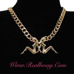 Double girl necklace