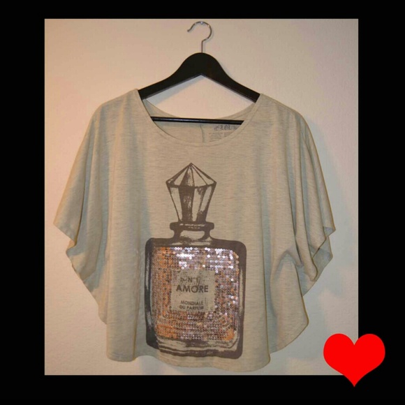 **SOLD in BUNDLE** Perfume bottle top - Picture 2 of 2