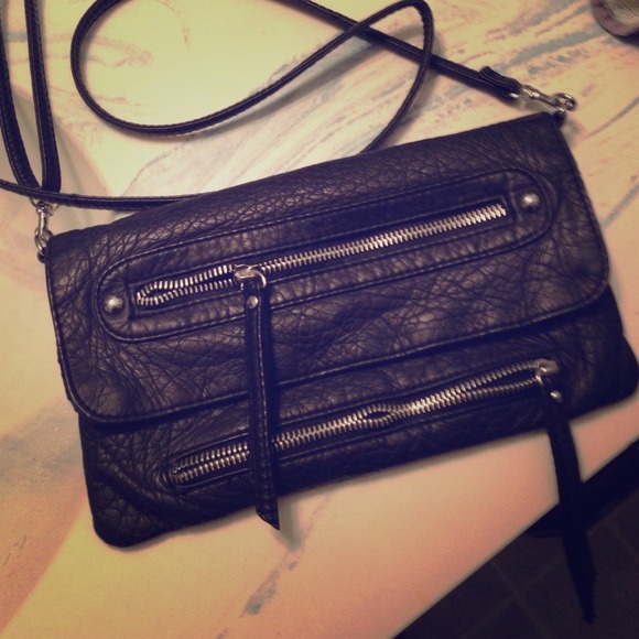 LINEA PELLE CROSSBODY😙😙😙