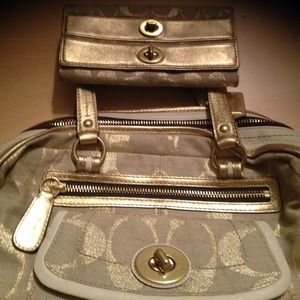 Gold trim signature coach purse with wallet