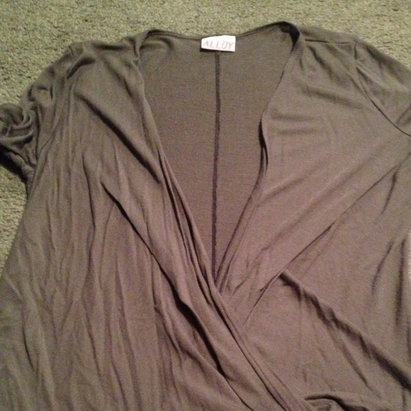 ❌SOLD❌ Taupe Long Sleeved Wrap Cardigan - Picture 2 of 3