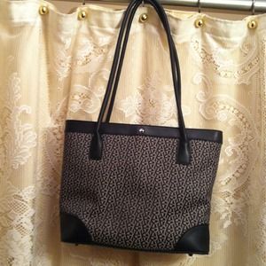 Handbag - like new, only used once