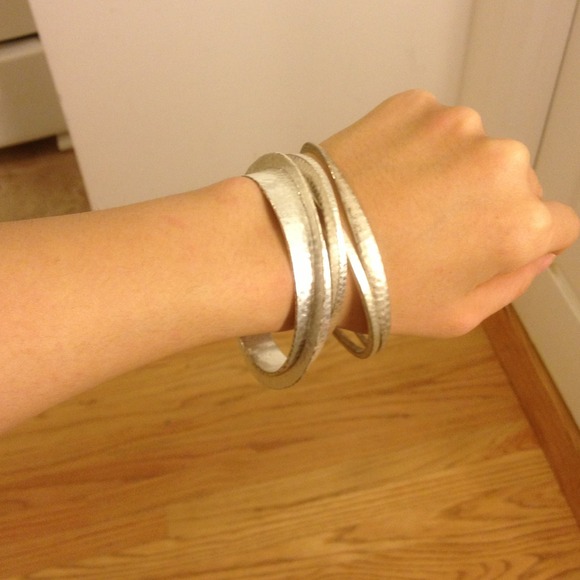 Silver bangle set - Picture 2 of 2