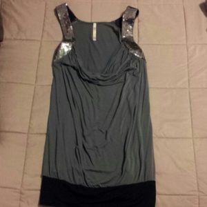 Charcoal sparkle top!