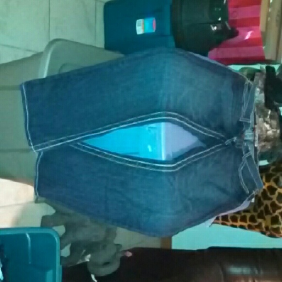 Jeans - Picture 3 of 4