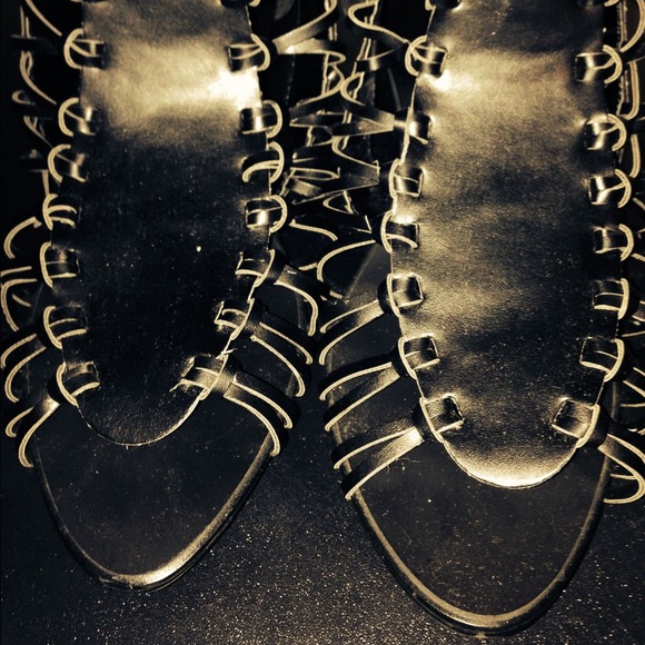 Bundle for @sheistyho