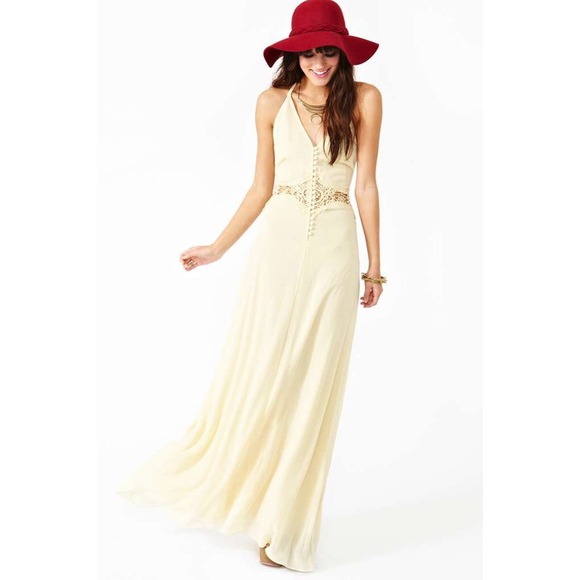 💖Host Party Pick💖 Nasty Gal Cream Maxi Dress