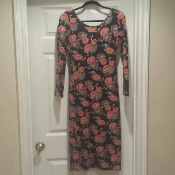 ****Sold***ASOS Floral PAPRIKA Midi Dress