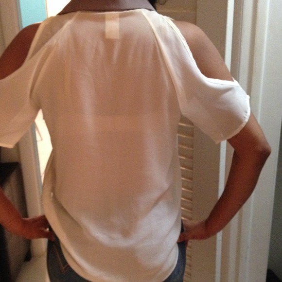 Sheer blouse - Picture 2 of 2