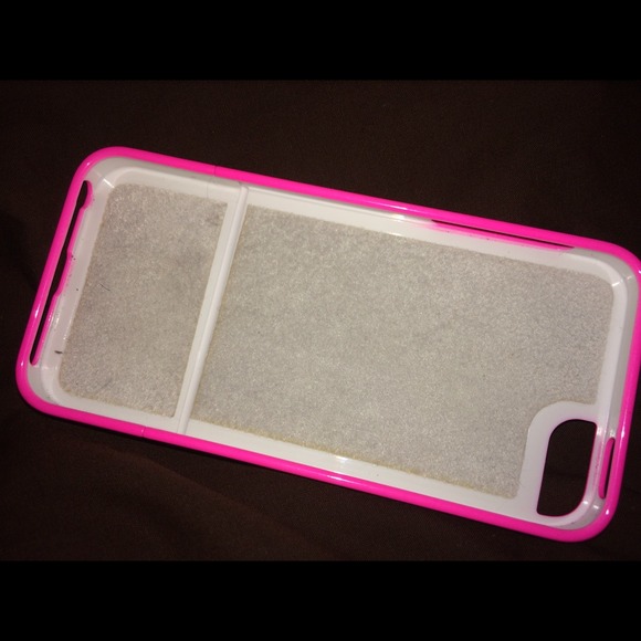 📲💖2 iPhone 5s cases 💞📲 - Picture 2 of 2