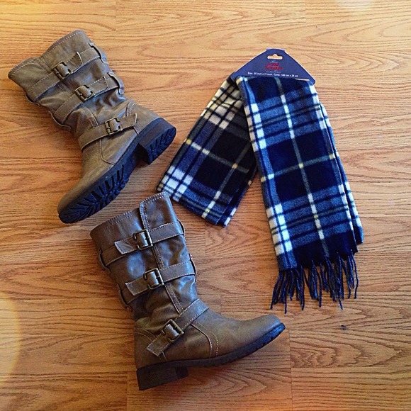 Accessories - Jack Frost's Fleece Scarf