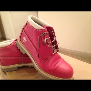 Pink leather Timberland boots!