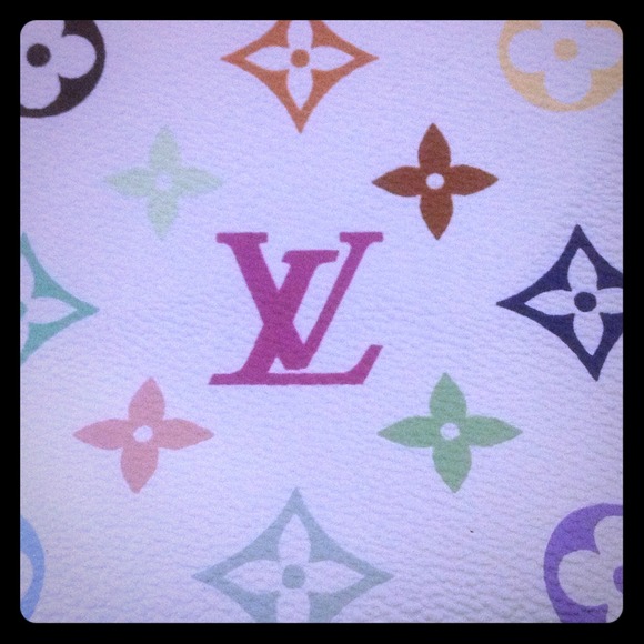 🎯SALE🎯Authentic Louis Vuitton Multicolor Pochett